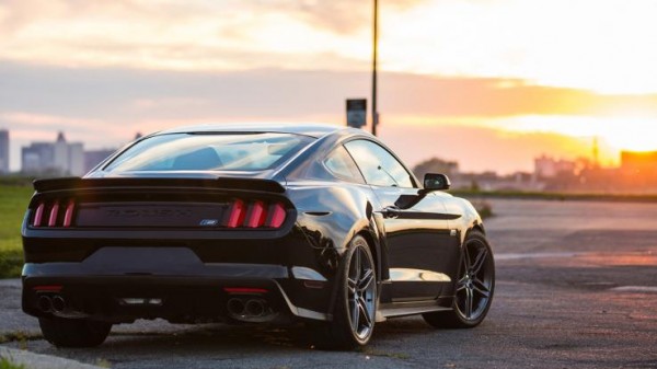 2015 Ford Mustang получает тюнинг от Roush