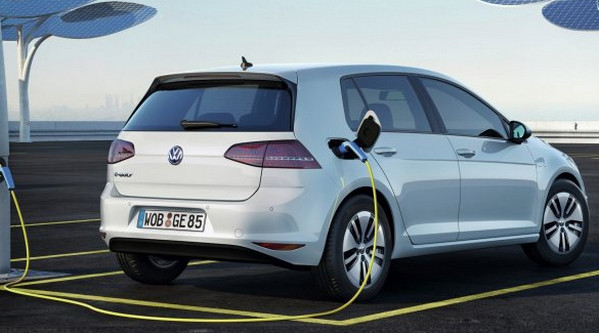 Электромобиль Volkswagen e-Golf 2019