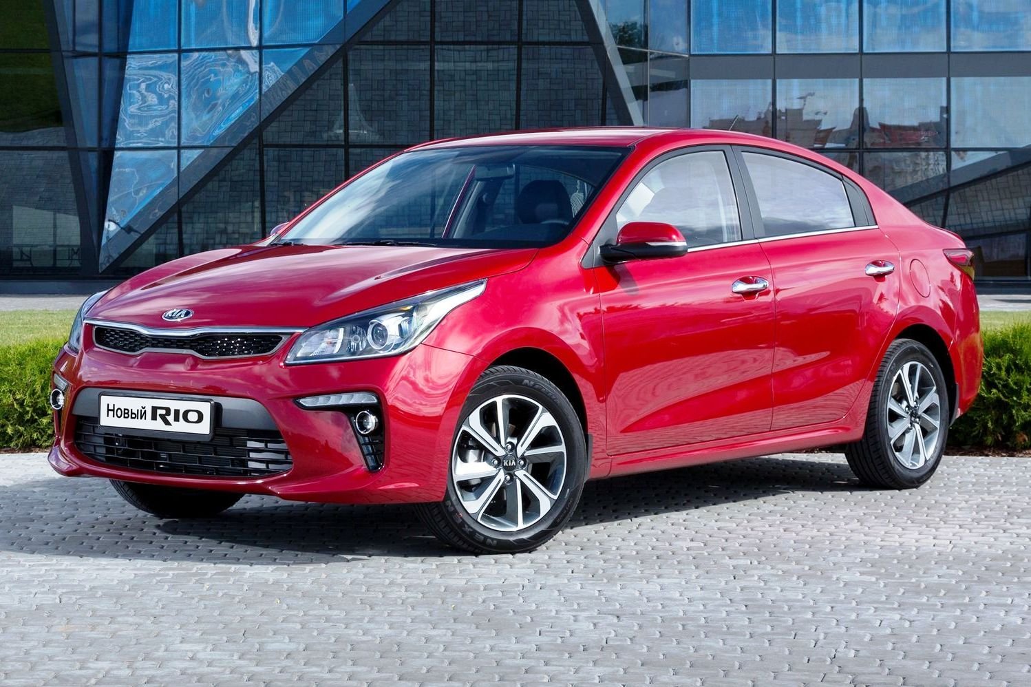 Пустой» KIA Rio – нужен ли он через 5 лет? Автолюбители поделились мнениями